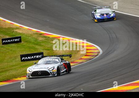 88 AMG Team AKKODIS ASP, Mercedes-AMG GT3 de Raffaele MARCIELLO, Daniel JUNCADELLA, Jules GOUNON, en action pendant les TotalEnergies 24 heures de Spa 2022, 7th tour du Fanatec GT World Challenge Europe 2022 Powered by AWS, de 27 juillet au 31, 2021 sur le circuit de Spa-Francorchamps, à Stavelot, Belgique - photo Florent Gooden / DPPI Banque D'Images