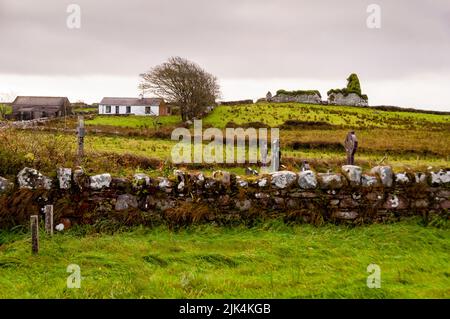 Paysage balayé par le vent dans le comté de Mayo, Irlande. Banque D'Images