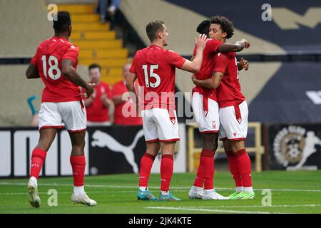 Brennan Johnson de Nottingham Forest célèbre après avoir obtenu son score lors du match amical d'avant-saison à Meadow Lane, Nottingham. Date de la photo: Samedi 30 juillet 2022. Banque D'Images