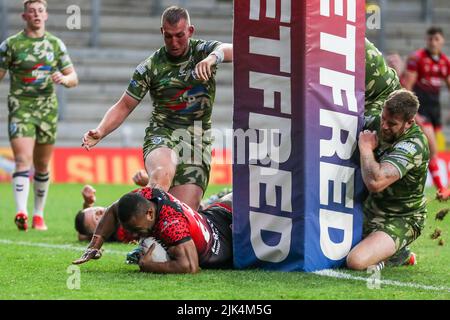 Leeds, Royaume-Uni. 30th juillet 2022. Essayez Leigh lors du match de championnat Summer Bash Betfred entre Featherstone Rovers et Leigh Centuriens au stade Headingley, Leeds, Royaume-Uni, le 30 juillet 2022. Photo de Simon Hall. Utilisation éditoriale uniquement, licence requise pour une utilisation commerciale. Aucune utilisation dans les Paris, les jeux ou les publications d'un seul club/ligue/joueur. Crédit : UK Sports pics Ltd/Alay Live News Banque D'Images