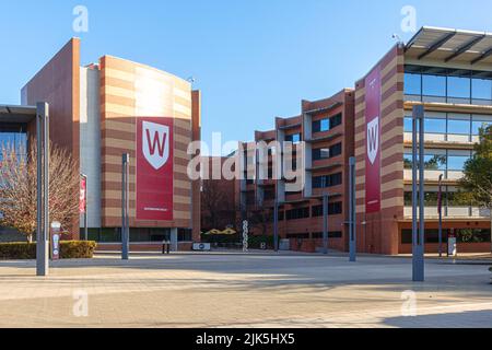 Les bâtiments EA et EB du campus sud Parramatta de l'Université Western Sydney Banque D'Images