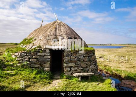 Reconstruction du moulin à Norse Shawbost Iron Age sur la côte ouest. Siabost, île de Lewis, Hébrides extérieures, Îles de l'Ouest, Écosse, Royaume-Uni, Grande-Bretagne Banque D'Images