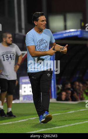 SALERNO, ITALIE - JUILLET 30:Vincenzo Montella entraîneur d'Adana Demirspelr pendant Angelo Iervolino Trophée avec Adana Demirspelr, Reggina 1914 et US Salernita Banque D'Images