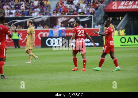 Harrison, NJ, États-Unis. 31st juillet 2022. (SPO) Red Bull contre Barcelone dans un match amical. 30 juillet 2022, New Jersey, Etats-Unis: Un match de football amical entre Barcelone d'Espagne et Red Bull- New York à la Red Bull Arena du New Jersey avec une capacité de vente. Barcelone a gagné le jeu 2-0, avec des buts de Ousmane Dembele et Memphis Depay.Credit: Jose Francisco/TheNews2 (Credit image: © Jose Francisco/TheNEWS2 via ZUMA Press Wire) Credit: ZUMA Press, Inc./Alay Live News Banque D'Images