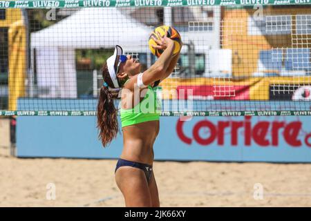 Lido Tricheco Beach, Termoli, Italie, 31 juillet 2022, Marta Menegatti en action pendant Campionato Italiano Assoluto Gold (day3) - Beach Volley Banque D'Images