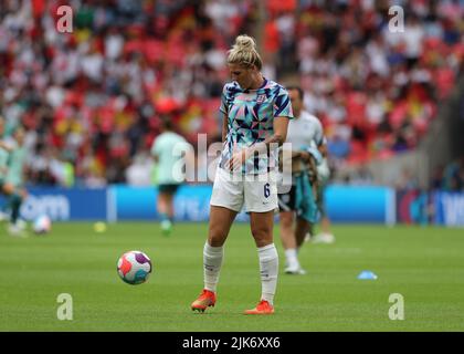 Londres, Royaume-Uni. 31st juillet 2022. 31st juillet 2022 ; Stade Wembley, Londres, Angleterre : finale internationale européenne pour femmes, Angleterre contre Allemagne : Millie Bright of England Warming UP Credit : Images de sports action plus/Actualités en direct Alamy crédit : Images de sports action plus/Actualités en direct Alamy crédit : Images de sports action plus/Actualités en direct Alamy crédit : Images de sports action plus/Actualités en direct Alamy Banque D'Images