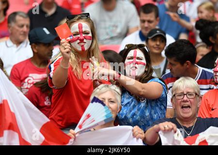 Londres, Royaume-Uni. JUILLET 31st. Les fans d'Angleterre avant le match de l'UEFA Women's European Championship entre l'Angleterre et l'Allemagne au Wembley Stadium, Londres, le dimanche 31st juillet 2022. (Credit: Pat Scaasi | MI News) Credit: MI News & Sport /Alay Live News Banque D'Images