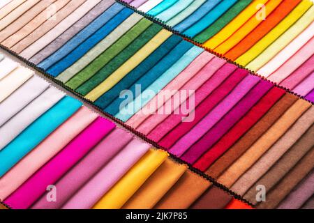 Échantillons de tissus d'ameublement colorés. Arrière-plan texture multicolore Banque D'Images