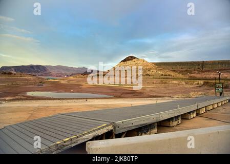 30 juillet 2022, lac Mead, Nevada, conditions de sécheresse sévère à Boulder Harbour Boat Launch près de Las Vegas. Banque D'Images