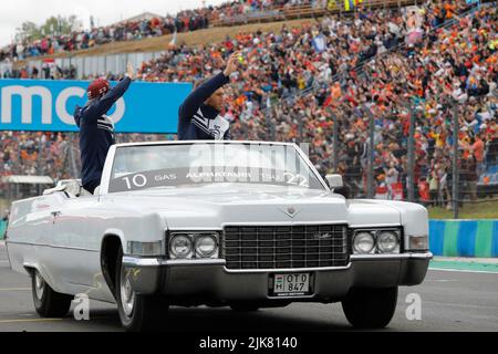Mogyorod, Hongrie. 31 juillet 2022. Formule 1 Grand Prix de Hongrie à Hungaroring, Hongrie. Photo : Pierre Gasly (FRA) et Yuki Tsunoda (JPN) d'AlphaTauri © Piotr Zajac/Alay Live News Banque D'Images
