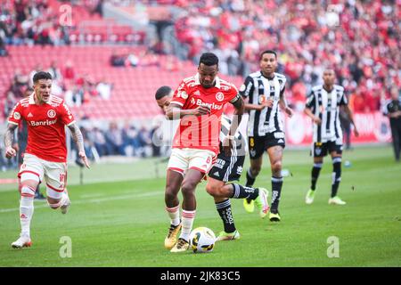 31 juillet 2022, Porto Alegre, Rio Grande do Sul, Etats-Unis: Championnat brésilien de football: Internacional vs Atletico-MG. 31 juillet 2022, Porto Alegre, Rio Grande do Sul, Brésil: Match de football entre Internacional et Atletico Mineiro, valable pour la partie 20th du Championnat brésilien de football, qui s'est tenu au stade Beira-Rio, à Porto Alegre, Rio Grande do Sul, le dimanche (31). L'équipe Internacional a remporté le match par le score de 3-0, avec des buts marqués par Wanderson et Mauricio (deux fois). Credit: Matheus PE/Thenews2 (Credit image: © Matheus PE/TheNEWS2 via ZUMA Press Wire) Banque D'Images