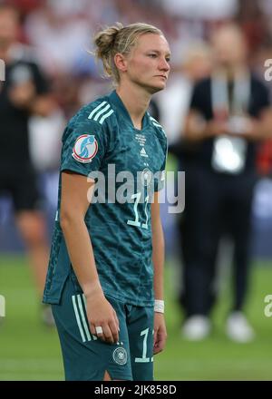 Londres, Royaume-Uni. 31st juillet 2022. Alexandra Popp, de l'Allemagne, réagit après la défaite de 2-1 au Championnat d'Europe des femmes de l'UEFA 2022 au stade Wembley, à Londres. Crédit photo à lire: Jonathan Moscrop/Sportimage crédit: Sportimage/Alay Live News Banque D'Images