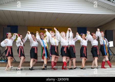 Pottsville, États-Unis. 31st juillet 2022. Les membres de l'ensemble folklorique kranien Kazka se sont produits lors de la Journée annuelle du séminaire de l'Ukraine 88th près de Pottsville, Pennsylvanie, on 31 juillet 2022. (Photo de Paul Weaver/Sipa USA) crédit: SIPA USA/Alay Live News Banque D'Images