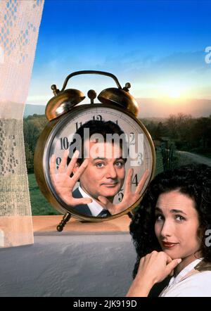 Bill Murray & Andie MacDowell film: Groundhog Day (1993) personnages: Phil Connors, Rita Directeur: Harold Ramis 12 février 1993 **AVERTISSEMENT** cette photographie est destinée à un usage éditorial seulement et est le droit d'auteur de COLUMBIA et/ou le photographe assigné par la Société de film ou de production et ne peut être reproduite que par des publications dans le cadre de la promotion du film ci-dessus. Un crédit obligatoire pour LA COLOMBIE est requis. Le photographe doit également être crédité lorsqu'il est connu. Aucune utilisation commerciale ne peut être accordée sans l'autorisation écrite de la Société du film. Banque D'Images