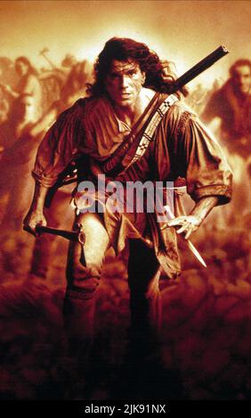 Daniel Day-Lewis film: The Last of the Mohicans (l'ennemi public n°1) personnages: Hawkeye (Nathaniel PoE) CAN/FR 2008, Directeur: Michael Mann 26 août 1992 **AVERTISSEMENT** cette photographie est à usage éditorial exclusif et est le droit d'auteur de 20 CENTURY FOX et/ou le photographe assigné par la Société de film ou de production et ne peut être reproduite que par des publications dans le cadre de la promotion du film ci-dessus. Un crédit obligatoire à 20 CENTURY FOX est requis. Le photographe doit également être crédité lorsqu'il est connu. Aucune utilisation commerciale ne peut être accordée sans l'autorisation écrite de la Société du film. Banque D'Images