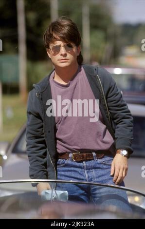 Michael J. Fox film: Doc Hollywood (USA 1991) personnages: Dr. Benjamin Stone Directeur: Michael Caton-Jones 02 août 1991 **AVERTISSEMENT** cette photographie est destinée à un usage éditorial exclusif et est protégée par les droits d'auteur de WARNER BROS. Et/ou du photographe attribué par la Société de film ou de production et ne peut être reproduite que par des publications en conjonction avec la promotion du film ci-dessus. Un crédit obligatoire pour WARNER BROS est requis. Le photographe doit également être crédité lorsqu'il est connu. Aucune utilisation commerciale ne peut être accordée sans l'autorisation écrite de la Société du film. Banque D'Images