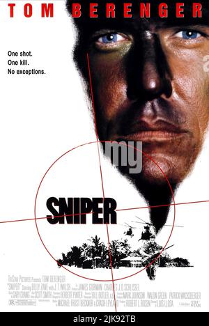 Tom Berenger Poster film: Sniper (USA/PER 1993) personnages: Thomas Beckett Directeur: Luis Llosa 29 janvier 1993 **AVERTISSEMENT** cette photographie est destinée à un usage éditorial exclusif et est le copyright des IMAGES TRISTAR et/ou du photographe assigné par la Société de film ou de production et ne peut être reproduite que par des publications en conjonction avec la promotion du film ci-dessus. Un crédit obligatoire pour LES PHOTOS TRISTAR est requis. Le photographe doit également être crédité lorsqu'il est connu. Aucune utilisation commerciale ne peut être accordée sans l'autorisation écrite de la Société du film. Banque D'Images