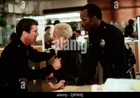 Mel Gibson, Joe Pesci & Danny Glover film: Wear Wear Wear Wear Wear Wear Wear Wear Wear Wear Wear Wear Wear Wear Wear Wear Wear Wear Wear Wear Wear Wear Wear Wear Wear Wear Wear Wear Wear Wear 3 (USA 1992) personnages : Martin Riggs, Leo 3 Richard donner 11 mai 1992 **AVERTISSEMENT** cette photographie est à usage éditorial exclusif et est le copyright de WARNER BROS. Et/ou le photographe assigné par la Société de film ou de production et ne peut être reproduite que par des publications dans le cadre de la promotion du film ci-dessus. Un crédit obligatoire pour WARNER BROS est requis. Le photographe doit également être crédité lorsqu'il est connu. Aucune utilisation commerciale ne peut être GRA Banque D'Images