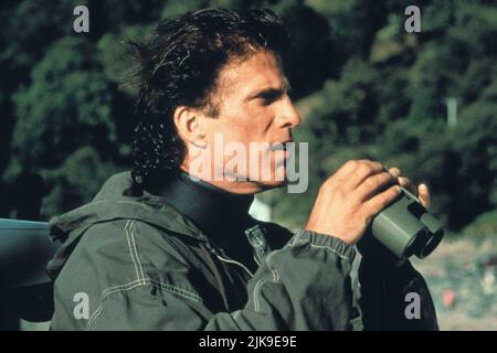 Ted Danson film: Loch Ness (1996) personnages: Dempsey Directeur: John Henderson 09 février 1996 **AVERTISSEMENT** cette photographie est destinée à un usage éditorial exclusif et est le droit d'auteur de MGM et/ou du photographe attribué par la Société de film ou de production et ne peut être reproduite que par des publications en conjonction avec la promotion du film ci-dessus. Un crédit obligatoire pour MGM est requis. Le photographe doit également être crédité lorsqu'il est connu. Aucune utilisation commerciale ne peut être accordée sans l'autorisation écrite de la Société du film. Banque D'Images