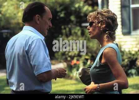 Robert Duvall & Farrah Fawcett film: L'apôtre (1997) personnages: Euliss 'Sonny' Dewey - l'apôtre E.F. Et Jessie Dewey Directrice : Robert Duvall 06 septembre 1997 **AVERTISSEMENT** cette photographie est à usage éditorial exclusif et est le droit d'auteur des FILMS DE BOUCHERIE et/ou du photographe assigné par la Société de film ou de production et ne peut être reproduite que par des publications en conjonction avec la promotion du film ci-dessus. Un crédit obligatoire pour LES FILMS DE BOUCHERIE est requis. Le photographe doit également être crédité lorsqu'il est connu. Aucune utilisation commerciale ne peut être accordée sans autorisation écrite de Banque D'Images