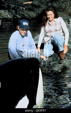 Jason James Richter & Mary Kate Schellhardt film Gratuit Willy 2 : The Adventure Home (USA/FR 1995) personnages : & Nadine réalisateur : Dwight H. Little 19 juillet 1995 **AVERTISSEMENT** cette photographie est pour usage éditorial seulement et est la propriété de WARNER BROS. Et/ou le photographe désigné par le film ou la société de production et ne peuvent être reproduits que par des publications en liaison avec la promotion du film ci-dessus. Un crédit obligatoire à WARNER BROS. est obligatoire. Le photographe doit également être crédité lorsqu'il est connu. Aucune utilisation commerciale ne peut être accordée sans autorisation écrite de The film Company. Banque D'Images