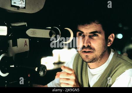 Alfonso Cuaron film: Grandes attentes (USA 1998) Directeur: Alfonso Cuarón 30 janvier 1998 **AVERTISSEMENT** cette photographie est à usage éditorial exclusif et est le droit d'auteur de 20th CENTURY FOX et/ou le photographe assigné par la Société du film ou de la production et ne peut être reproduite que par des publications dans le cadre de la promotion du film ci-dessus. Un crédit obligatoire à 20th CENTURY FOX est requis. Le photographe doit également être crédité lorsqu'il est connu. Aucune utilisation commerciale ne peut être accordée sans l'autorisation écrite de la Société du film. Banque D'Images