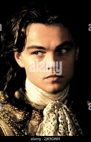 Leonardo Dicaprio film L'homme dans le masque de fer (USA/FR 1998) personnages : Roi Louis XIV réalisateur : Randall Wallace 13 mars 1998 **AVERTISSEMENT** cette photographie est à usage éditorial exclusif et est la propriété intellectuelle de UNITED ARTISTS et/ou du photographe désigné par la société de production et ne peut être reproduite que par des publications en liaison avec la promotion du film ci-dessus. Un crédit obligatoire pour UNITED ARTISTS est requis. Le photographe doit également être crédité lorsqu'il est connu. Aucune utilisation commerciale ne peut être accordée sans autorisation écrite de The film Company. Banque D'Images