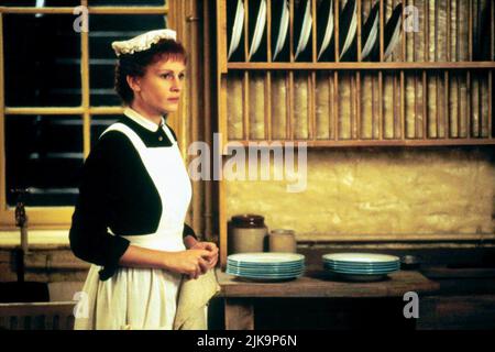 Julia Roberts film: Mary Reilly (1996) personnages: Mary Reilly Directeur: Stephen Frears 23 février 1996 **AVERTISSEMENT** cette photographie est à usage éditorial exclusif et est le copyright de TRISTAR et/ou le photographe assigné par la Société de film ou de production et ne peut être reproduite que par des publications dans le cadre de la promotion du film ci-dessus. Un crédit obligatoire pour TRISTAR est requis. Le photographe doit également être crédité lorsqu'il est connu. Aucune utilisation commerciale ne peut être accordée sans l'autorisation écrite de la Société du film. Banque D'Images