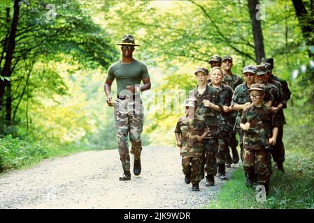 Damon Wayans film: Major Payne (1996) personnages: Maj Benson Payne Directeur: Nick Castle 24 mars 1995 **AVERTISSEMENT** cette photographie est destinée à un usage éditorial exclusif et est le copyright d'UNIVERSAL et/ou du photographe attribué par la Société de film ou de production et ne peut être reproduite que par des publications en conjonction avec la promotion du film ci-dessus. Un crédit obligatoire pour UNIVERSEL est requis. Le photographe doit également être crédité lorsqu'il est connu. Aucune utilisation commerciale ne peut être accordée sans l'autorisation écrite de la Société du film. Banque D'Images