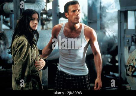 Liv Tyler & Ben Affleck film: Armageddon (USA 1998) personnages: Grace Stamper, A.J. Frost Director: Michael Bay 30 juin 1998 **AVERTISSEMENT** cette photographie est à usage éditorial seulement et est le droit d'auteur de TOUCHSTONE et/ou le photographe assigné par la Société de film ou de production et ne peut être reproduite que par des publications dans le cadre de la promotion du film ci-dessus. Un crédit obligatoire pour TOUCHSTONE est requis. Le photographe doit également être crédité lorsqu'il est connu. Aucune utilisation commerciale ne peut être accordée sans l'autorisation écrite de la Société du film. Banque D'Images