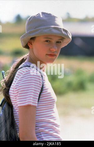 Anna Paquin film: Fly Away Home (1996) personnages: Amy Alden Directeur: Carroll Ballard 05 septembre 1996 **AVERTISSEMENT** cette photographie est à usage éditorial exclusif et est le droit d'auteur de COLUMBIA et/ou le photographe assigné par la Société du film ou de la production et ne peut être reproduite que par des publications dans le cadre de la promotion du film ci-dessus. Un crédit obligatoire pour LA COLOMBIE est requis. Le photographe doit également être crédité lorsqu'il est connu. Aucune utilisation commerciale ne peut être accordée sans l'autorisation écrite de la Société du film. Banque D'Images