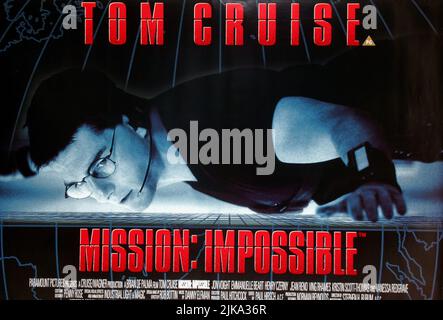 Tom Cruise Poster film: Mission: Impossible (USA 1996) Directeur: Brian de Palma 22 mai 1996 **AVERTISSEMENT** cette photographie est destinée à un usage éditorial exclusif et est le droit d'auteur des IMAGES PARAMOUNT et/ou du photographe assigné par la Société de film ou de production et ne peut être reproduite que par des publications dans le cadre de la promotion du film ci-dessus. Un crédit obligatoire pour LES PHOTOS PARAMOUNT est requis. Le photographe doit également être crédité lorsqu'il est connu. Aucune utilisation commerciale ne peut être accordée sans l'autorisation écrite de la Société du film. Banque D'Images