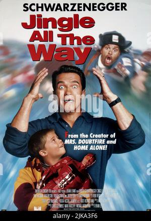 Jake Lloyd, Arnold Schwarzenegger & Sinbad Poster film: Jingle All the Way (USA 1996) personnages: Jamie Langston, Howard Langston & Director: Brian Levant 16 novembre 1996 **AVERTISSEMENT** cette photographie est à usage éditorial exclusif et est le droit d'auteur de 20th CENTURY FOX et/ou le photographe assigné par la Société de film ou de production et ne peut être reproduite que par des publications en conjonction avec la promotion du film ci-dessus. Un crédit obligatoire à 20th CENTURY FOX est requis. Le photographe doit également être crédité lorsqu'il est connu. Aucune utilisation commerciale ne peut être accordée sans autorisation écrite de Banque D'Images