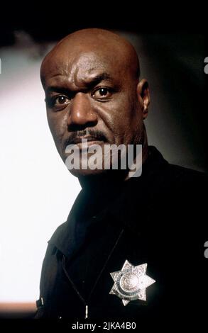 Delroy Lindo film First Time Felon (TV- film) personnages : Calhoun USA 1997, réalisateur : Charles S. Dutton 06 septembre 1997 **AVERTISSEMENT** cette photographie est destinée à un usage éditorial uniquement et est la propriété de HBO et/ou du photographe désigné par The film or production Company et ne peut être reproduite que par des publications dans le cadre de la promotion du film ci-dessus. Un crédit obligatoire à HBO est requis. Le photographe doit également être crédité lorsqu'il est connu. Aucune utilisation commerciale ne peut être accordée sans autorisation écrite de The film Company. Banque D'Images