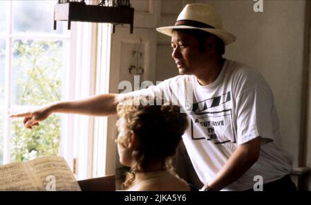 ANG Lee film: SENSE and sensibility (USA/UK 1995) Directeur: ANG Lee 13 décembre 1995 **AVERTISSEMENT** cette photographie est à usage éditorial exclusif et est le copyright de COLUMBIA et/ou le photographe assigné par la Société de film ou de production et ne peut être reproduite que par des publications dans le cadre de la promotion du film ci-dessus. Un crédit obligatoire pour LA COLOMBIE est requis. Le photographe doit également être crédité lorsqu'il est connu. Aucune utilisation commerciale ne peut être accordée sans l'autorisation écrite de la Société du film. Banque D'Images