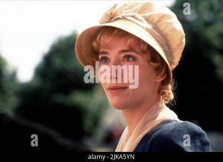 Emma Thompson film Sense and Sensitivity (USA/UK 1995) personnages : Elinor Dashwood réalisateur : Ang Lee 13 décembre 1995 **AVERTISSEMENT** cette photographie est réservée à un usage éditorial et est la propriété de COLUMBIA et/ou du photographe désigné par The film or production Company et ne peut être reproduite que par des publications en liaison avec la promotion du film ci-dessus. Un crédit obligatoire à COLUMBIA est requis. Le photographe doit également être crédité lorsqu'il est connu. Aucune utilisation commerciale ne peut être accordée sans autorisation écrite de The film Company. Banque D'Images
