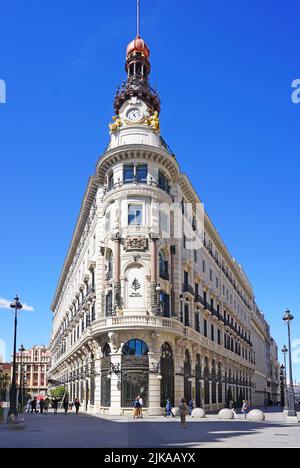 Le Metropolis Building alias Edificio Metrópolis à Madrid en Espagne. Banque D'Images