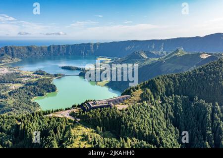 Vue aérienne du Lagoa das Sete Cidades, Açores Banque D'Images