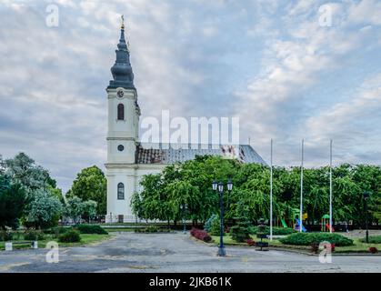 Srbobran est une ville de Serbie. Vue de l'Église orthodoxe serbe à Srbobran - Église du Saint-Épiphanie. Banque D'Images