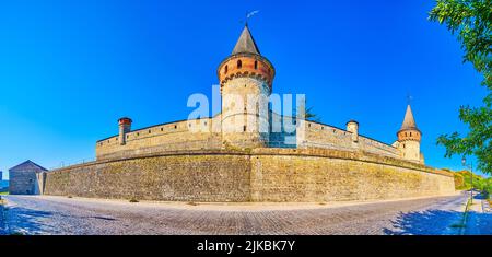 Panorama du château médiéval de Kamianets-Podilskyi, Ukraine Banque D'Images