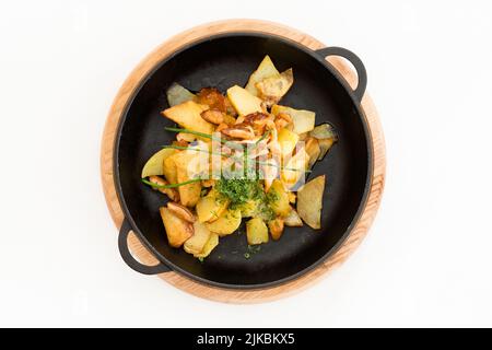 garniture de pommes de terre frites aux herbes composition de la pose plate Banque D'Images