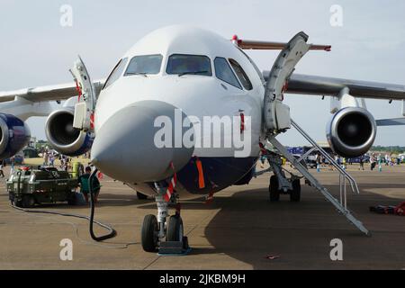 BAE Systems, 146, RJ100, G-ETPL, à RIAT 2022, RAF Fairford, Gloucestershire, Angleterre, Banque D'Images