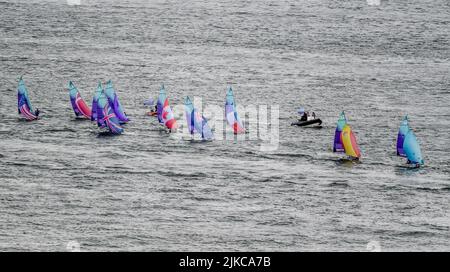 Programme Sail GP inspire le matin du dimanche jour 2 Sail GP sur 31 juillet Grande-Bretagne SailGP à Plymouth, Royaume-Uni, le 31 juillet 2022. Photo de Phil Hutchinson. Utilisation éditoriale uniquement, licence requise pour une utilisation commerciale. Aucune utilisation dans les Paris, les jeux ou les publications d'un seul club/ligue/joueur. Crédit : UK Sports pics Ltd/Alay Live News Banque D'Images