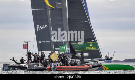 France Helmed par Quentin Delapierre, médaillé d'or olympique, L'équipe américaine, hélitrisée par Jimmy Spithill, légende de la coupe AmericaÕs, et l'Espagne, est broquée par une étoile montante de la voile espagnole Jordi Xammar le dimanche jour 2 avec deux courses de la flotte et la dernière course sur 31 juillet Grand Bretagne SailGP à Plymouth, Royaume-Uni, le 31 juillet 2022. Photo de Phil Hutchinson. Utilisation éditoriale uniquement, licence requise pour une utilisation commerciale. Aucune utilisation dans les Paris, les jeux ou les publications d'un seul club/ligue/joueur. Crédit : UK Sports pics Ltd/Alay Live News Banque D'Images