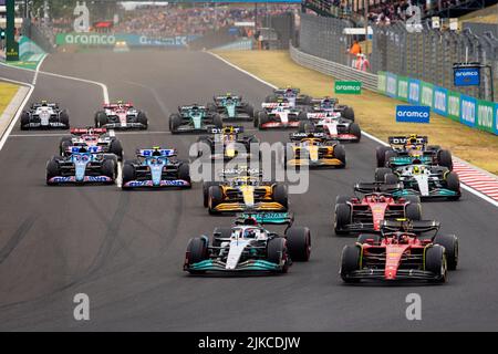 Début de la course pendant la Formule 1 Aramco Magyar Nagydij 2022, Grand Prix de Hongrie 2022, 12th tour du Championnat du monde de Formule 1 2022 de la FIA de 28 juillet à 31, 2022 sur le Hungaroring, à Mogyorod, Hongrie - photo: Joao Filipe / DPPI/DPPI/LiveMedia Banque D'Images