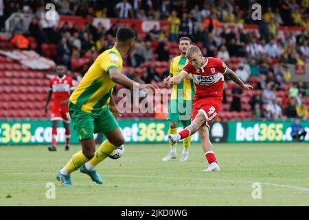 Riley McGree de Middlesbrough en action pendant le match du championnat Sky Bet au stade Riverside, à Middlesbrough Banque D'Images