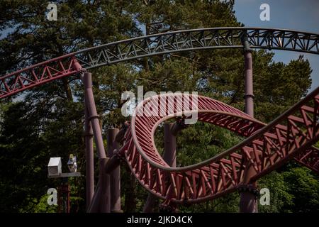 The Alton Towers Intamin Rocket , également connu sous le nom DE RITA , dans la région de Dark Forrest du parc à thème Alton Towers et de l'hôtel Staffordshire Angleterre Banque D'Images