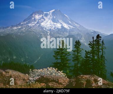 Mt. Rainier de Gobblers Knob, Washington Banque D'Images