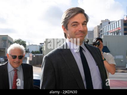 Austin, Texas, États-Unis. 1st août 2022. Les avocats de la défense d'Alex Jones JOSEPH MAGLILO, l, et ANDINO REYNAL arrivent au palais de justice du comté de Travis à Austin pour la cinquième journée du procès en diffamation du colporteur de conspiration d'Infowars. Crédit : Bob Daemmrich/Alay Live News Banque D'Images