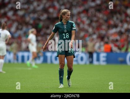 31st juillet 2022 ; Stade Wembley, Londres, Angleterre : finale internationale européenne des femmes, Angleterre contre Allemagne : Tabea Wabmuth d'Allemagne Banque D'Images